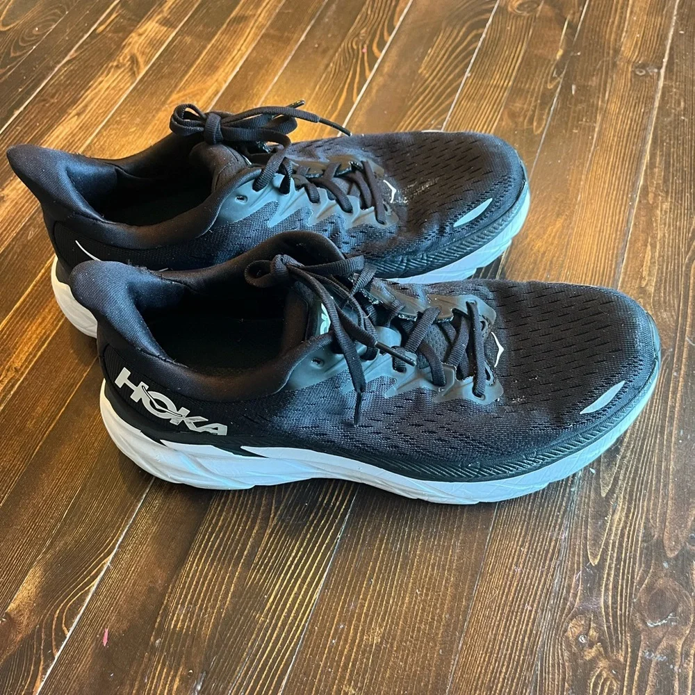 Hoka Clifton 8 Women’s - Picture 1 of 5